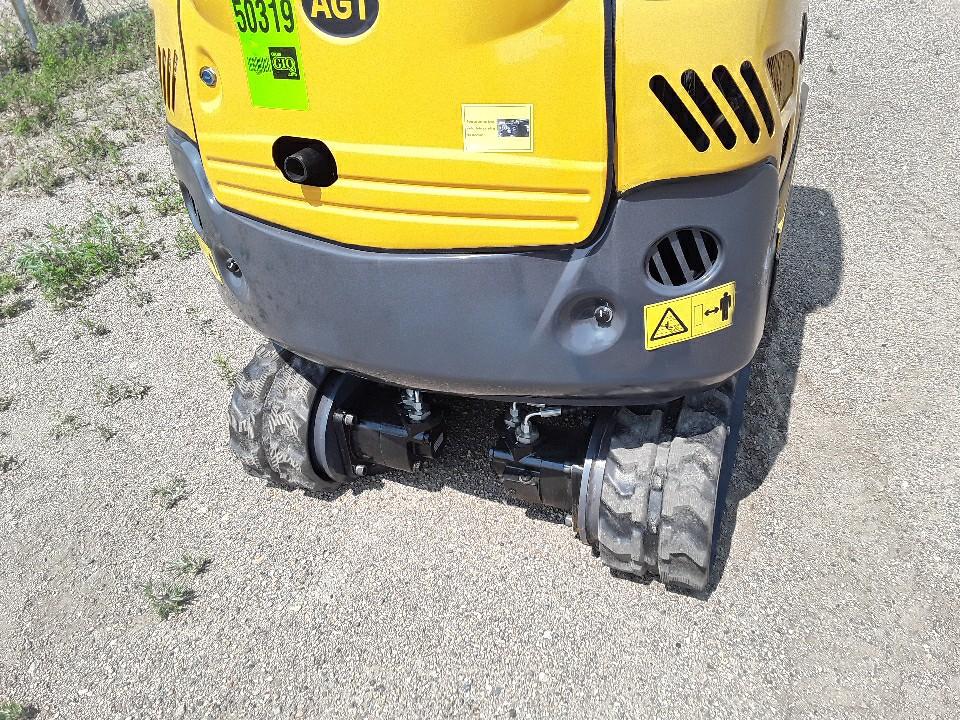 2025 AGT INDUSTRIAL QK18Z MINI EXCAVATOR ON TRACKS ***UNUSED